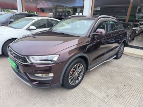 众泰SR7 2017款 1.5T CVT魔方之梦版