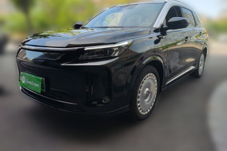 蓝电E5 PLUS 2026款 标准续航 四驱性能版 Ultra