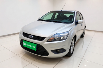 福特 福克斯 2013款 两厢经典 1.8L 手动基本型