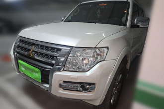 三菱 帕杰罗(进口) 2016款 3.0L 自动尊贵版 国IV