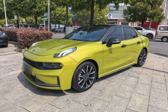 领克03 2021款 03+ 2.0TD 自动驭风版