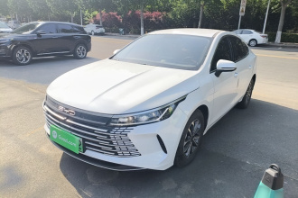 比亚迪 驱逐舰05 2024款 荣耀版 DM-i 55KM 豪华型