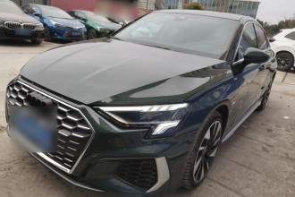 奥迪A3 2024款 A3L Limousine 35 TFSI 时尚运动型