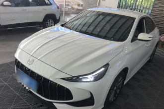 名爵 MG5 2025款 180DVVT 全球抢先版