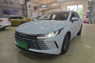 比亚迪 驱逐舰05 2024款 荣耀版 DM-i 55KM 豪华型