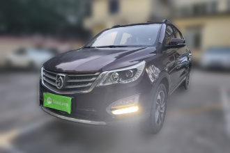 宝骏560 2016款 1.8L iAMT豪华型