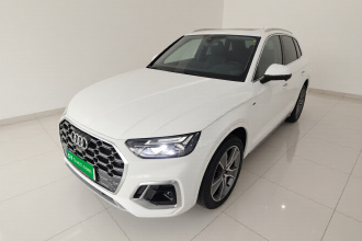 奥迪Q5L 2022款 45T 豪华动感型