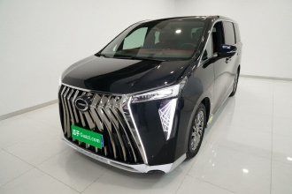 广汽传祺 传祺M8 2023款 宗师系列 400T 旗舰版