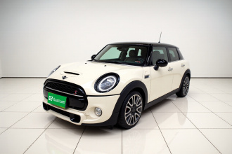 MINI 2019款 2.0T COOPER S 艺术家 五门版