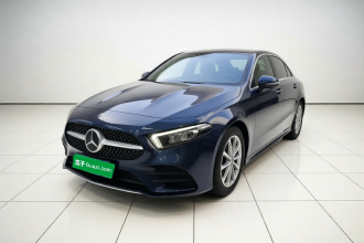 奔驰A级 2019款 改款 A 200 L 运动轿车