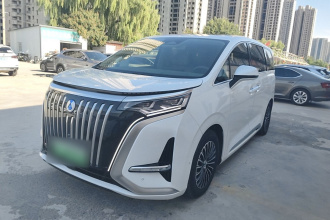腾势D9 2022款 EV 600 四驱旗舰型