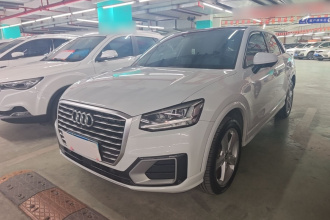 奥迪Q2L 2020款 35 TFSI 时尚致雅型