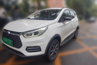 比亚迪 元新能源 2019款 EV360 智联领享型
