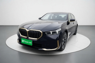 宝马5系 2024款 530Li 尊享型 豪华套装