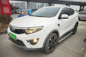 东南DX7 2016款 1.5T 手动凯旋版