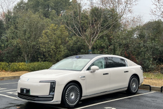 鸿蒙智行 尊界S800 2025款 增程 星辉尊享版 5座