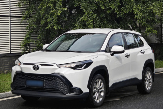 丰田 锋兰达 2023款 2.0L CVT精英版