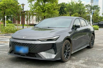 长安UNI-V 2024款 1.5T 尊贵型
