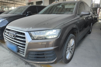 奥迪Q7 2016款 45 TFSI S line运动型