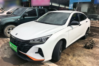 东风风神 奕炫 2023款 马赫版 1.5L 自动追风版