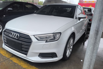 奥迪A3 2018款 30周年年型 Limousine 35 TFSI 进取型