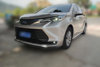 丰田 赛那SIENNA 2021款 2.5L混动 舒适版