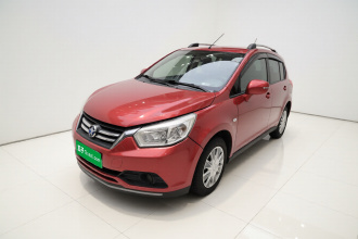 启辰R50 2015款 1.6L 自动时尚版