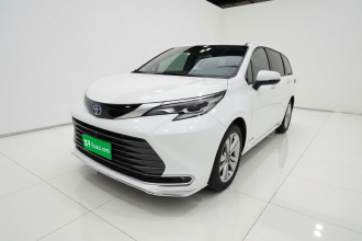丰田 赛那SIENNA 2023款 2.5L混动 尊贵版