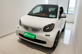 smart fortwo 2015款 1.0L 52千瓦硬顶激情版