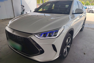 比亚迪 宋PLUS新能源 2021款 DM-i 51KM 尊荣型