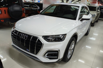 奥迪Q5L 2023款 40T 时尚致雅型