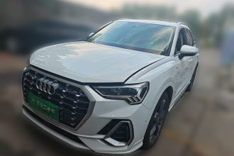 奥迪Q3 2022款 35 TFSI 时尚动感型