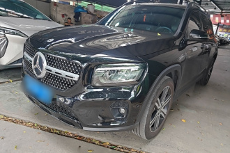 奔驰GLB 2024款 GLB 220 4MATIC