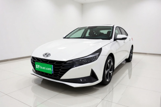 现代 伊兰特 2021款 1.5L CVT LUX尊贵版