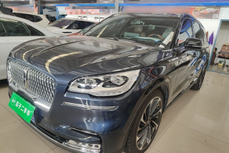 林肯 飞行家 2022款 3.0T V6 四驱行政版