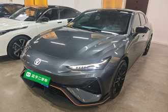 长安UNI-V 2025款 第三代 2.0T 劲擎型