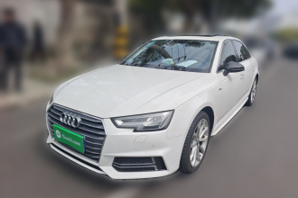 奥迪A4L 2018款 30周年年型 45 TFSI quattro 个性运动版