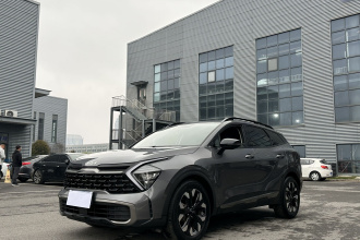 起亚 狮铂拓界 2023款 2.0T 两驱尊贵版