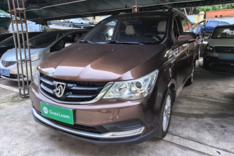 宝骏730 2016款 改款 1.5L 手动标准型 7座 国V