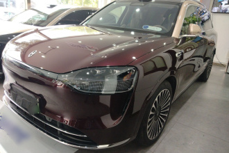 鸿蒙智行 问界M9 2025款 增程 Ultra版 52kWh 6座版