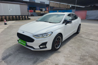 福特 蒙迪欧 2020款 EcoBoost 180 时尚型