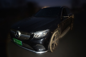 奔驰GLC 2018款 改款 GLC 260 4MATIC 豪华型