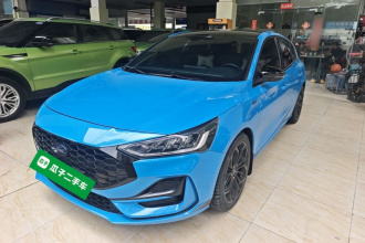 福特 福克斯 2022款 两厢 EcoBoost 180 自动S版