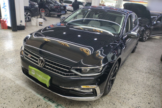 大众 迈腾 2024款 200万辆众享款 330TSI DSG豪华型