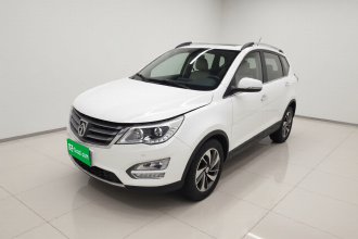 宝骏560 2016款 1.8L 手动豪华型