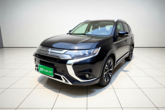 三菱 欧蓝德 2019款 2.4L 四驱致享版 5座 国V