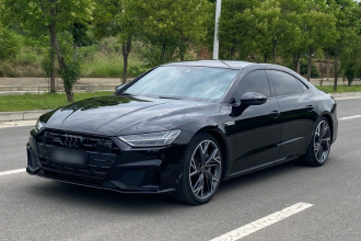 奥迪A7L 2023款 55 TFSI quattro S-line 黑武士版