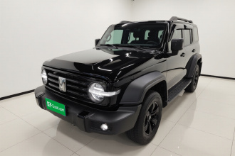 坦克300 2025款 2.0T 汽油挑战者