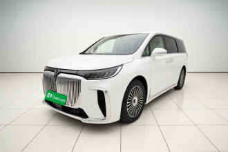 岚图汽车 岚图梦想家 2025款 PHEV 四驱旗舰鲲鹏版