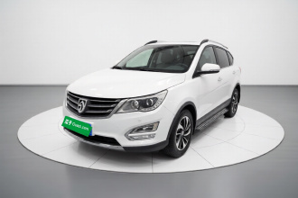 宝骏560 2015款 1.8L 手动豪华型
